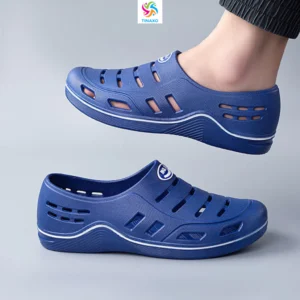 Giày nhựa đi nước, dép nam cao su non GS188